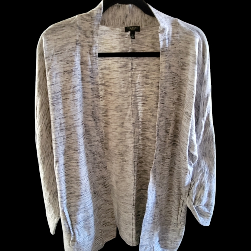 Talbots gray & white marled open cardigan with pockets & button up sleeves